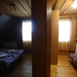 2000 Guest house