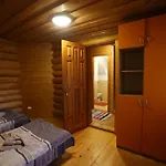 Guest house 2000 *