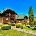 Guest house 2000 Podobovets