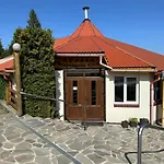 Guest house 2000